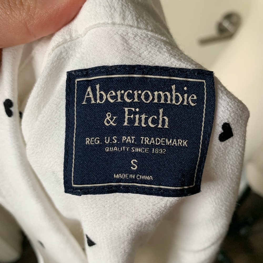 A&F Top - Picture 3 of 3